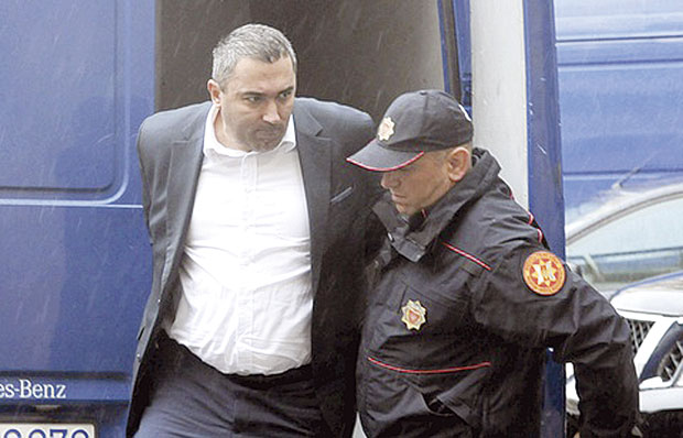 Афера води до Мила?